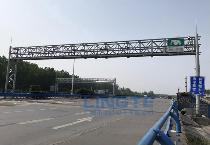 門架自由流AI稽核系統(tǒng)安裝現(xiàn)場